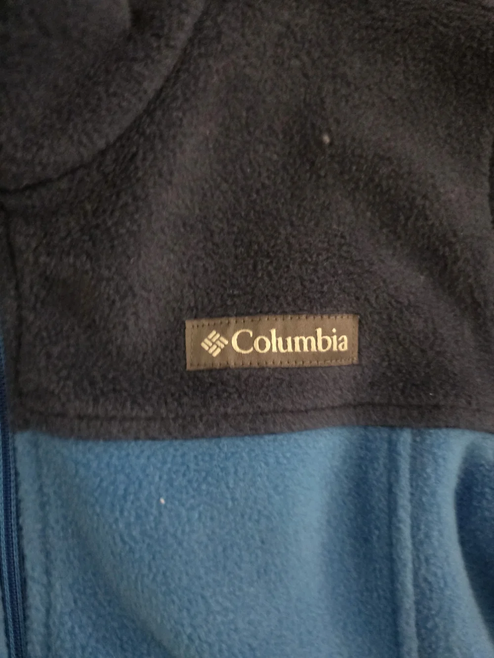 Columbia lightweight fleece
